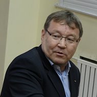 Максим Искаков